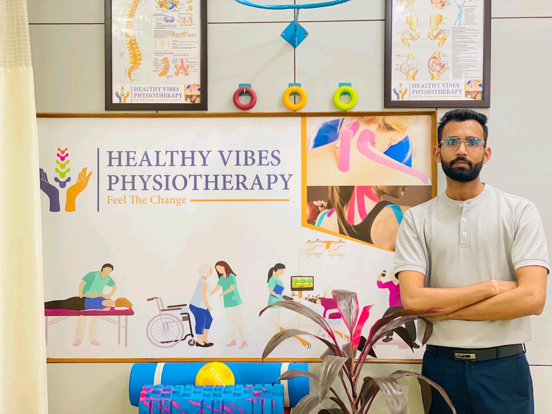 Dr Amit Sambharwal Pt